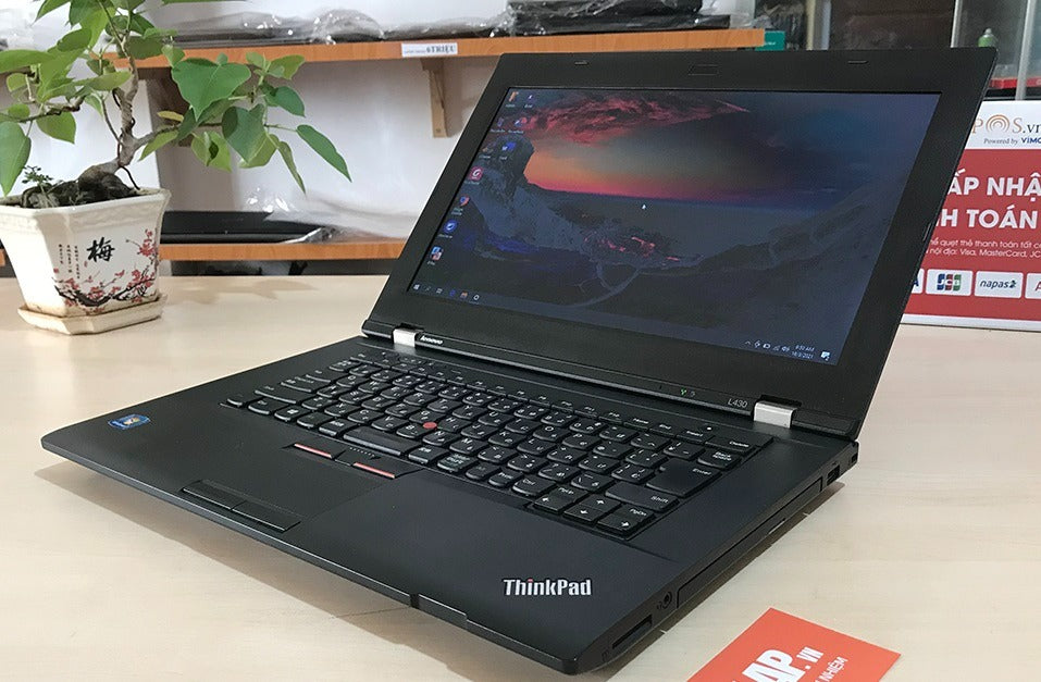 Lenovo intel i3, 8 GB Ram, 256 GB SSD, Wifi, Bluetooth, 14 inch HD, Charger, Windows, Ms ofiice - 1 YEAR WARRANTY