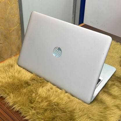Hp elitebook 850 G3 15.6 inch (i5 6th Gen,8 GB Ram,256 GB SSD) -1 YEAR WARRANTY